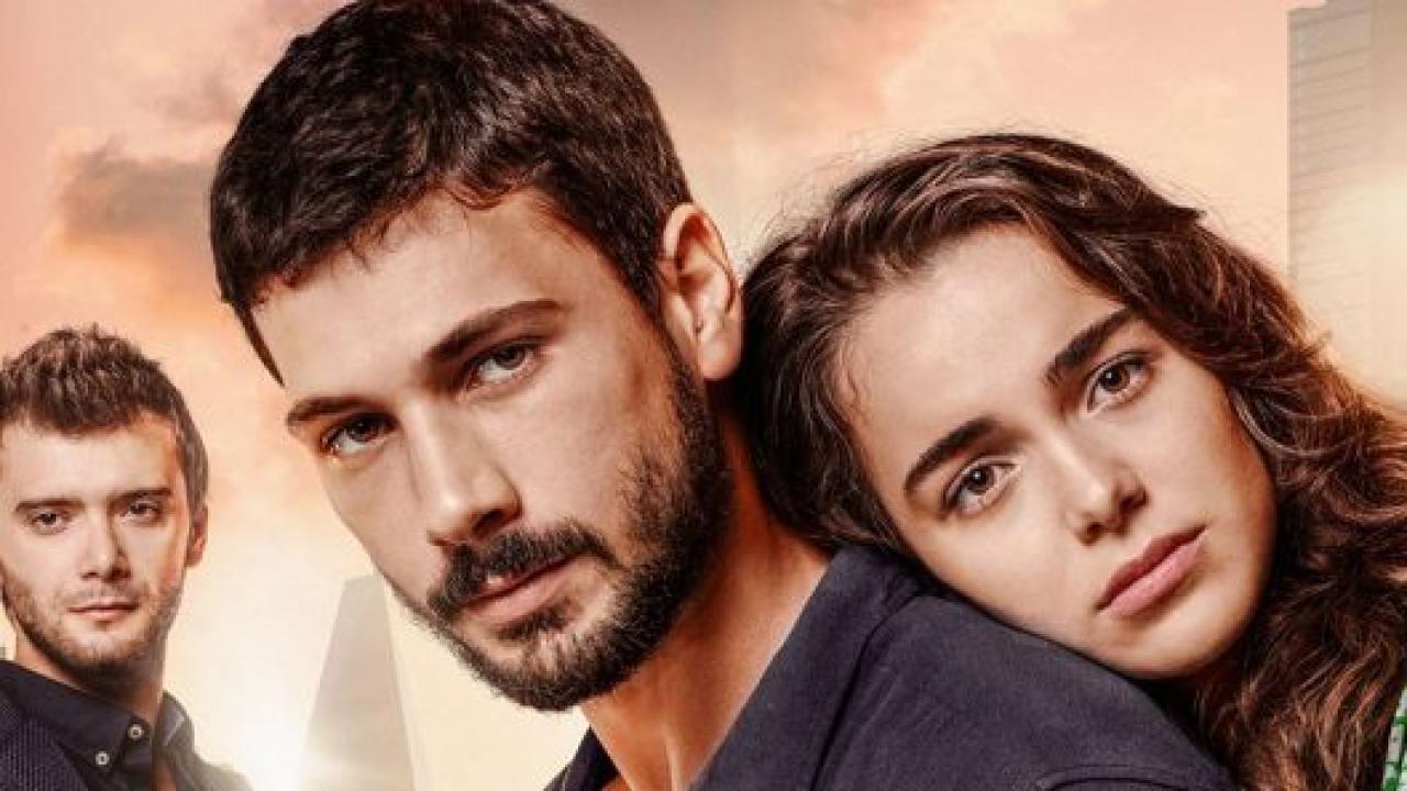 مسلسل الحب يجعلنا نبكي مترجم